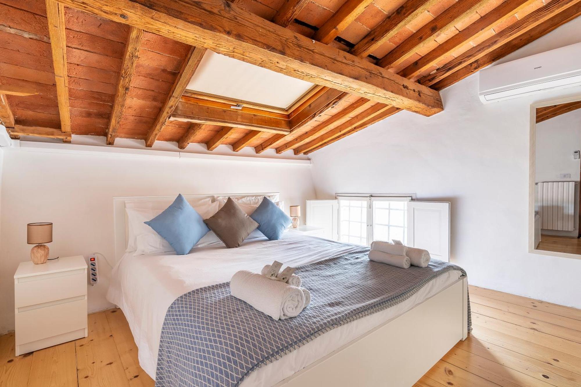 Piazza Santo Spirito Appartamento Con 2 Camere Matrimoniali Firenze Eksteriør bilde